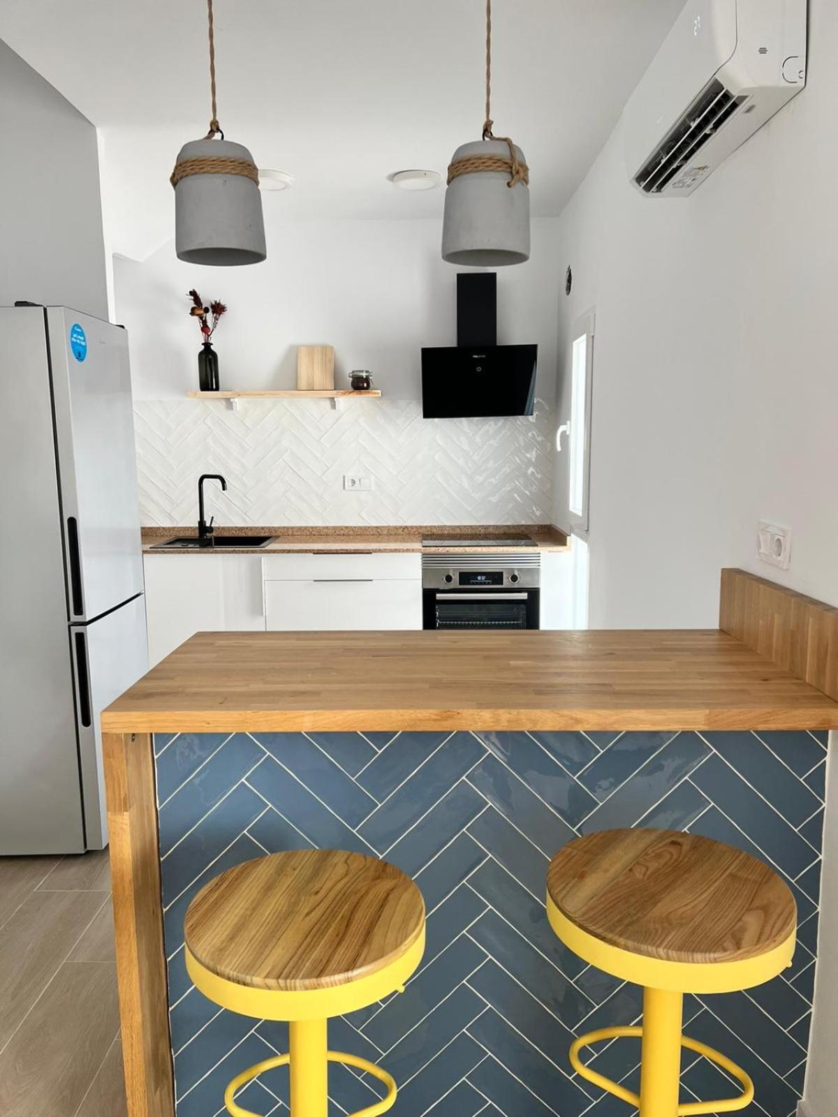 Apartamentos Buganvilla Roquetas De Mar Chambre photo