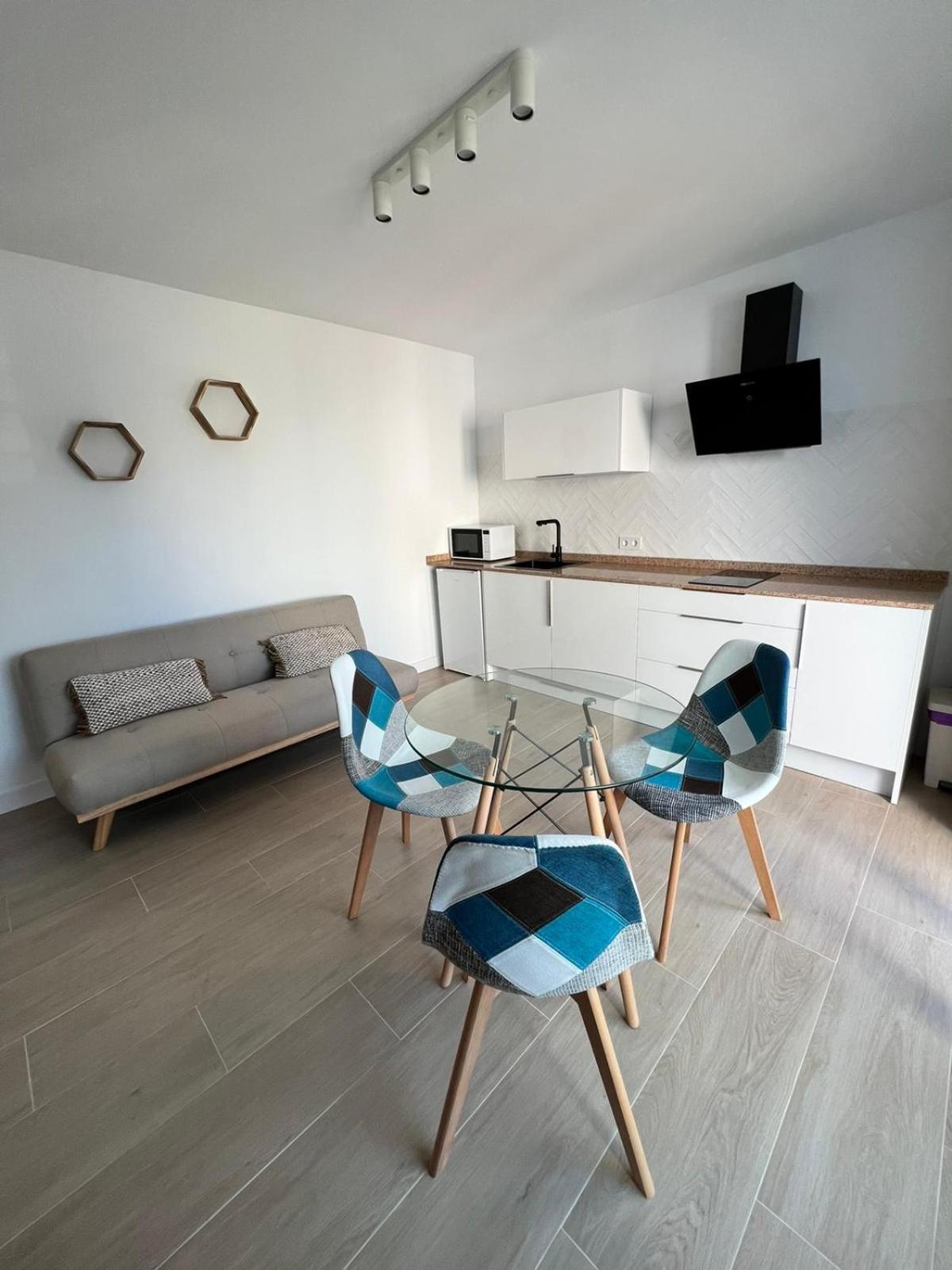 Apartamentos Buganvilla Roquetas De Mar Chambre photo